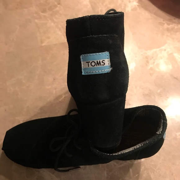 Toms Shoes - TOMS Black Suede Lace Up Black Booties, Sz 9 1/2!